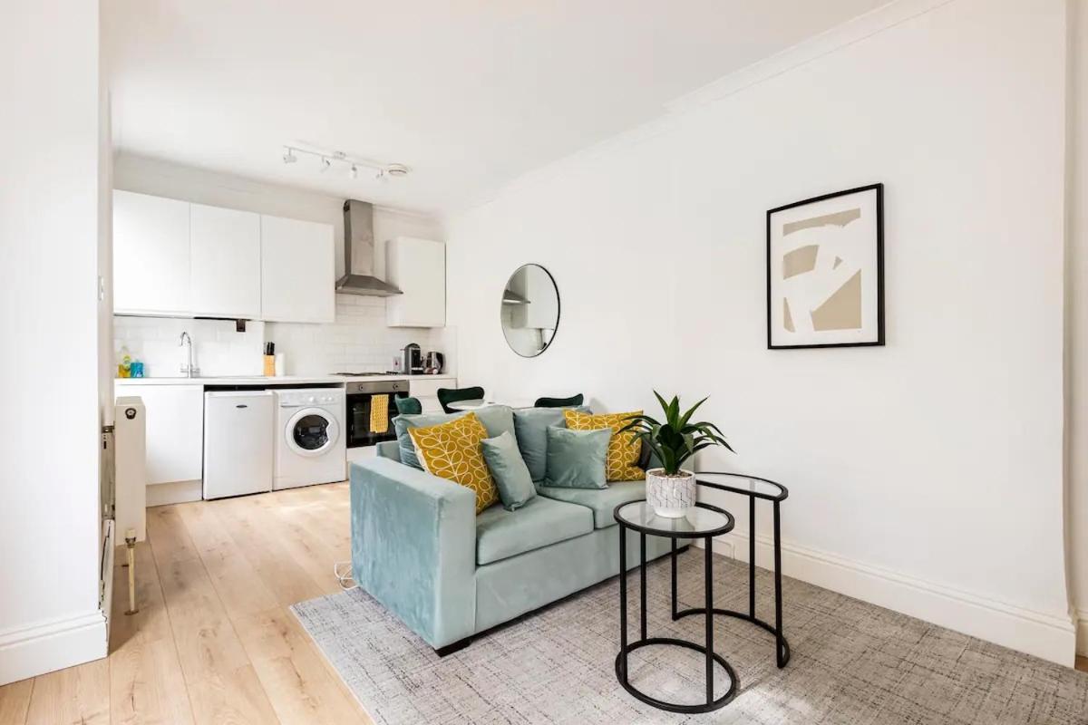 Stylish One Bedroom Apartment In Greater Londres Exterior foto